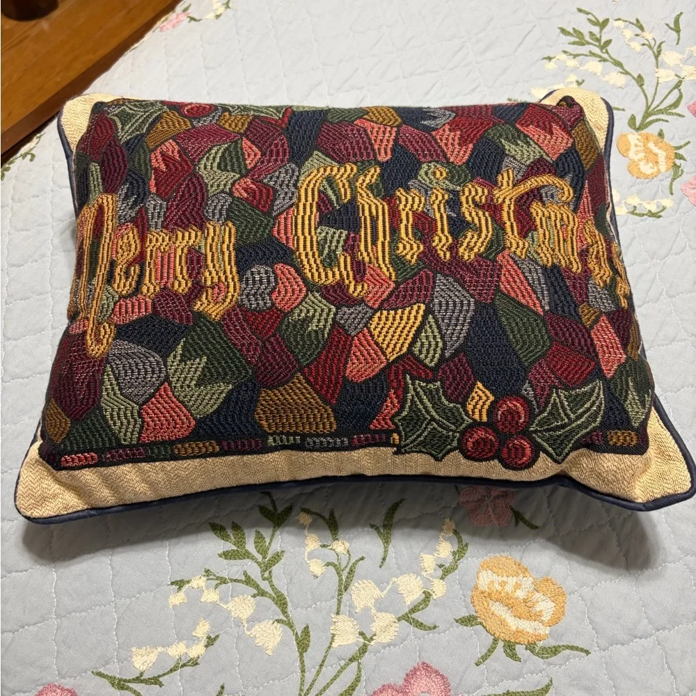 Vintage 90’s Festive Holiday PreOwned Pillow with Merry Christmas Design See Pic
